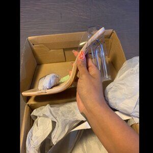 NWT BooHoo Clear Heel and Strap Block Heels 4